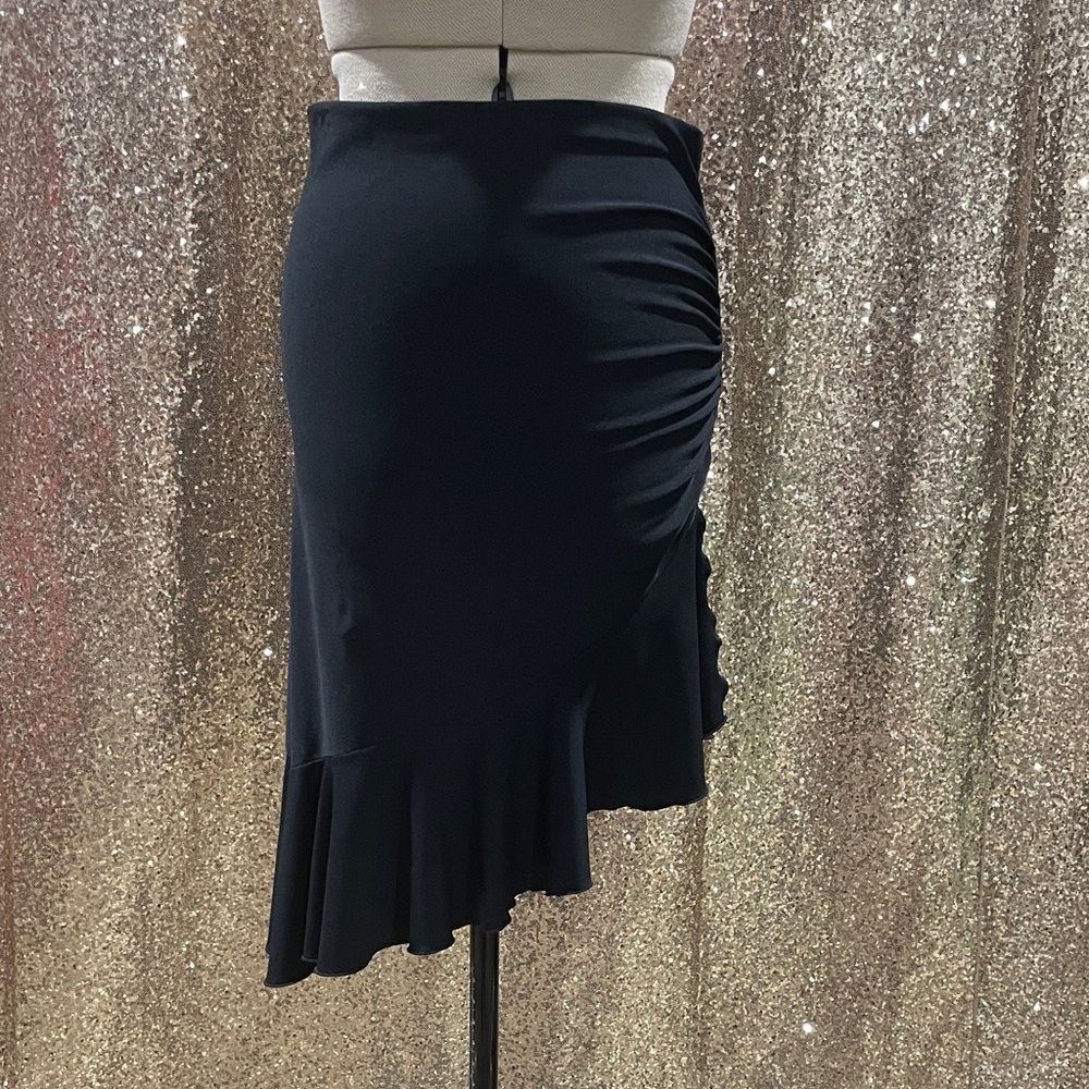 Chic Asymmetrical Black Ruffled Women's Skirt